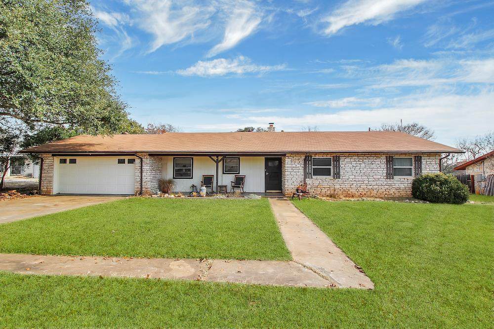 130 Maple St - Photo 1