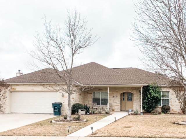 606 Persimmon Court - Photo 1