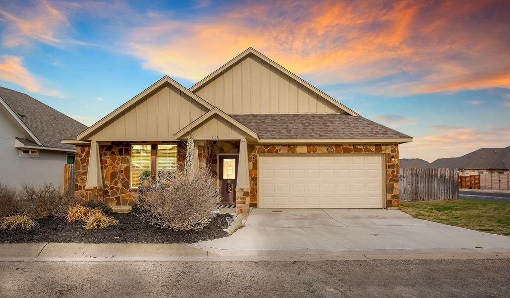 216 Riley Lane - Photo 1