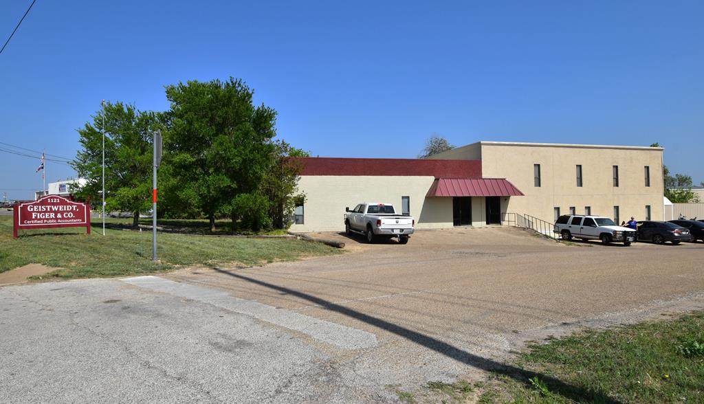 1121 State Hwy 16 - Photo 1