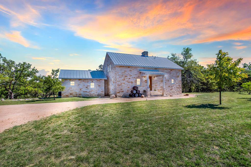 3574 Ranch Rd 965 - Photo 1