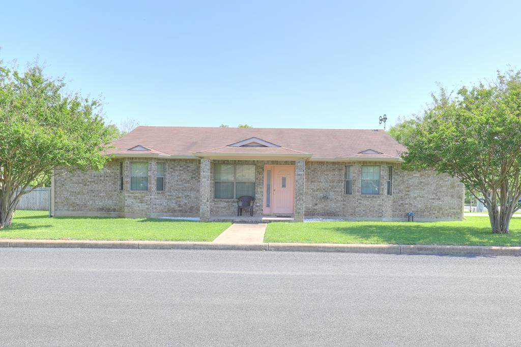 701 Dawn Lane - Photo 1