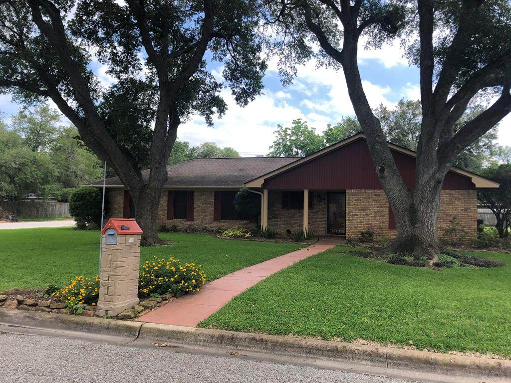 3928 Heatherglen - Photo 1