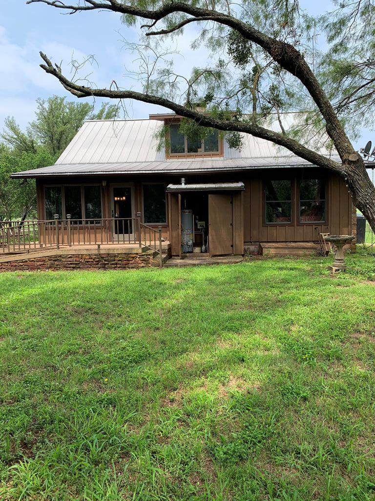 789 Country Rd - Photo 1