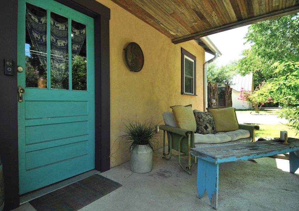 507 Peach St - Photo 1