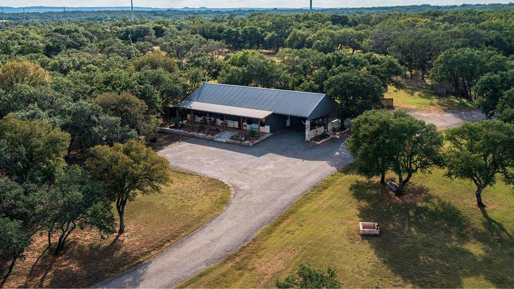 2631 Us Hwy 281 - Photo 1