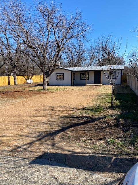 601 Robin St - Photo 1