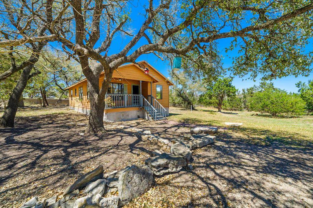 27 Melrose Dr - Photo 1