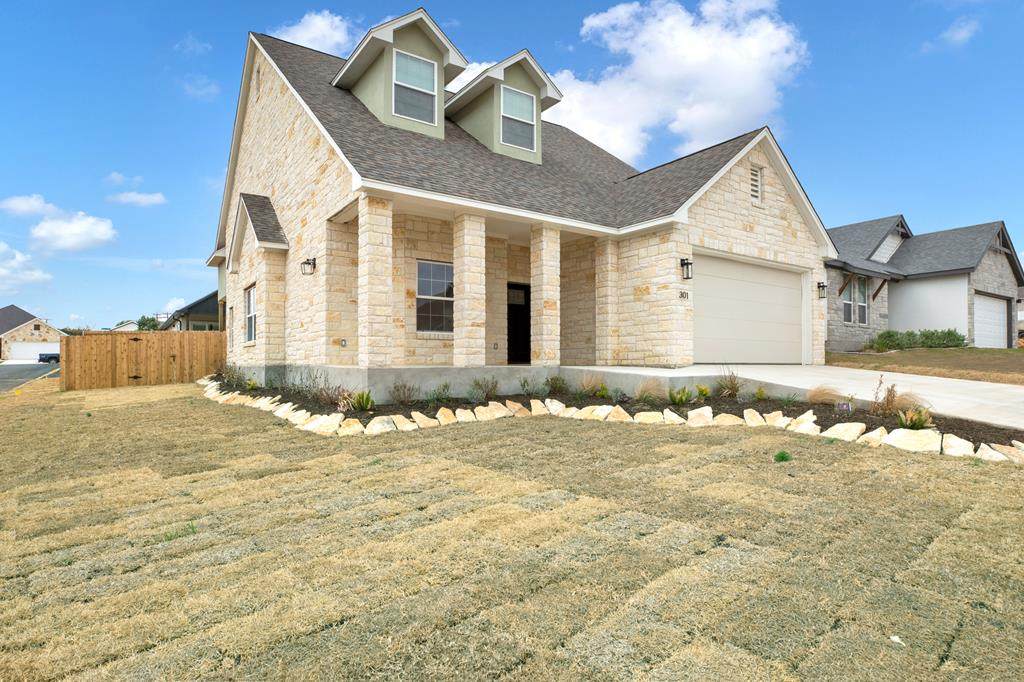 301 Winston Dr - Photo 1