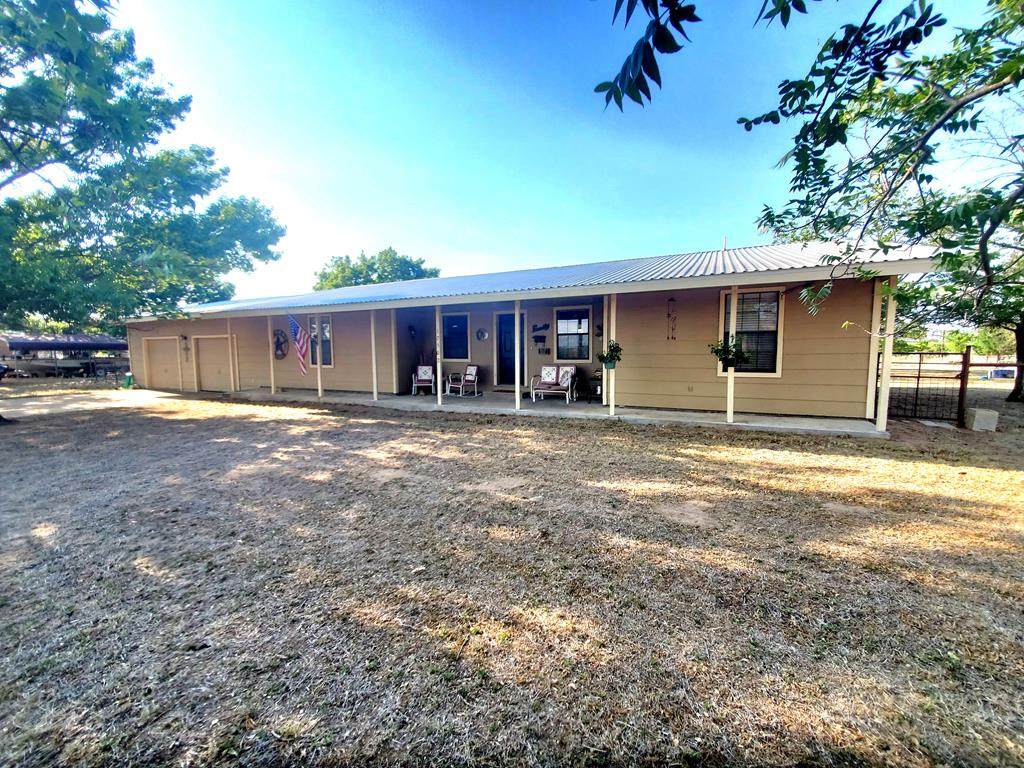 17502 College St - Photo 1
