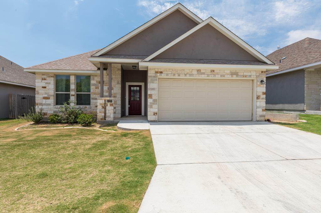 205 Winston Dr - Photo 1