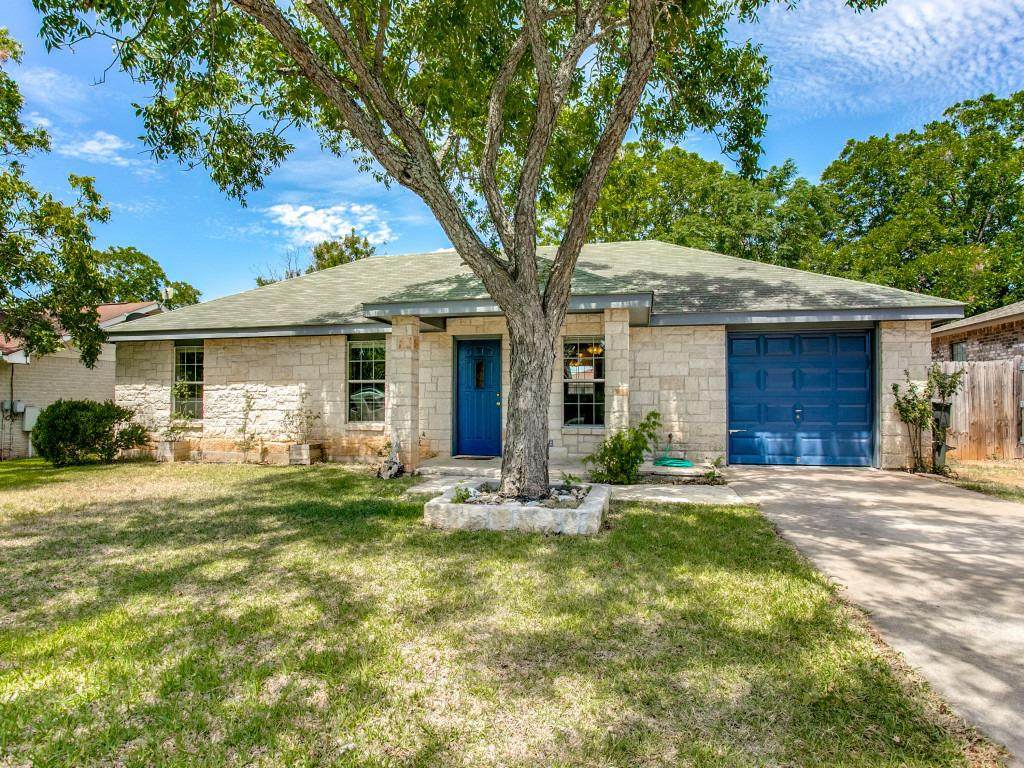 622 Creek St - Photo 1