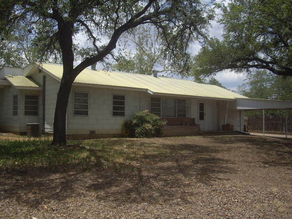 1106 Adams St - Photo 1