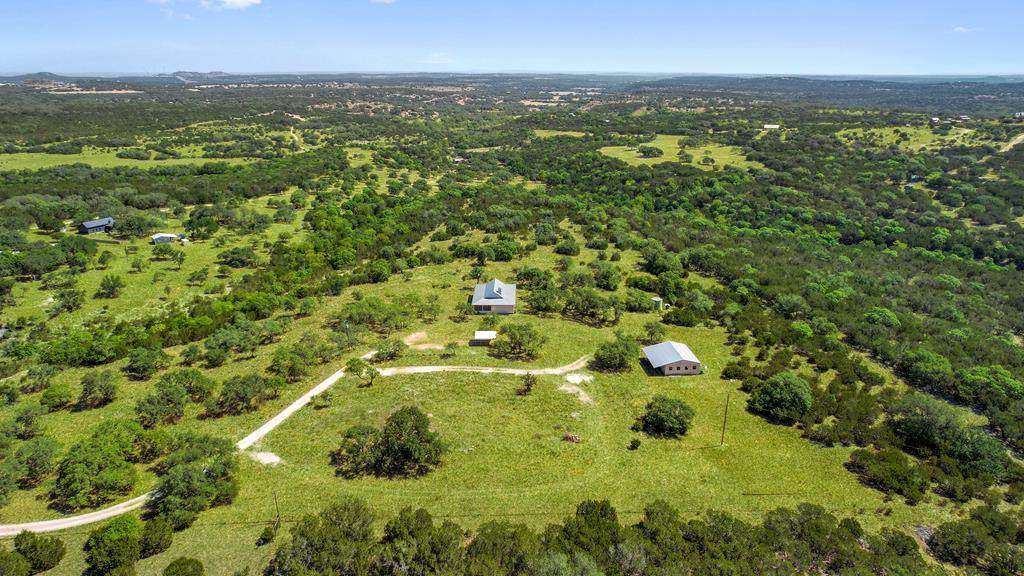 3877 Dove Hill Drive - Photo 1