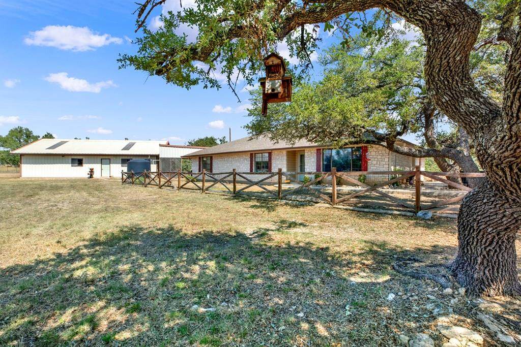 6125 Ranch Rd 965 - Photo 1