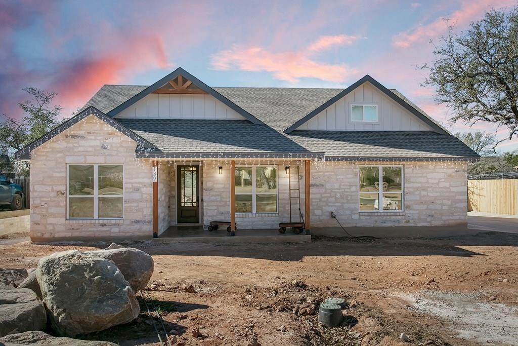 139 Stone Canyon - Photo 1