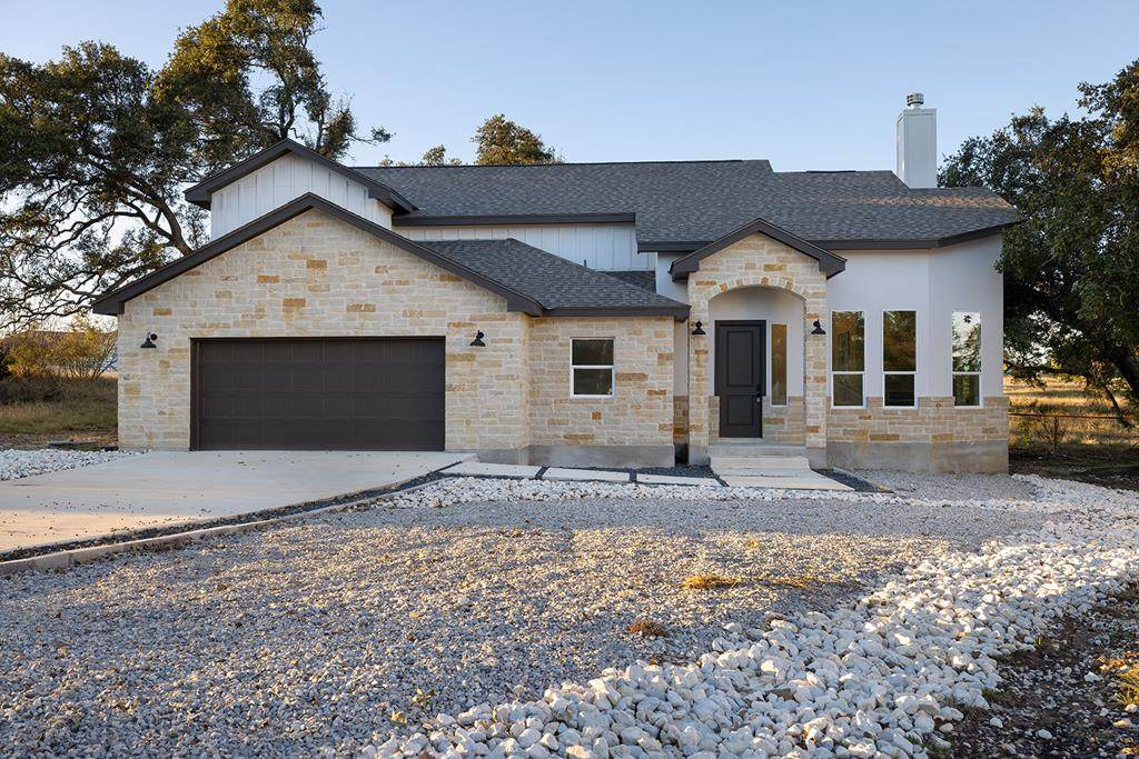 142 Lon Price - Photo 1