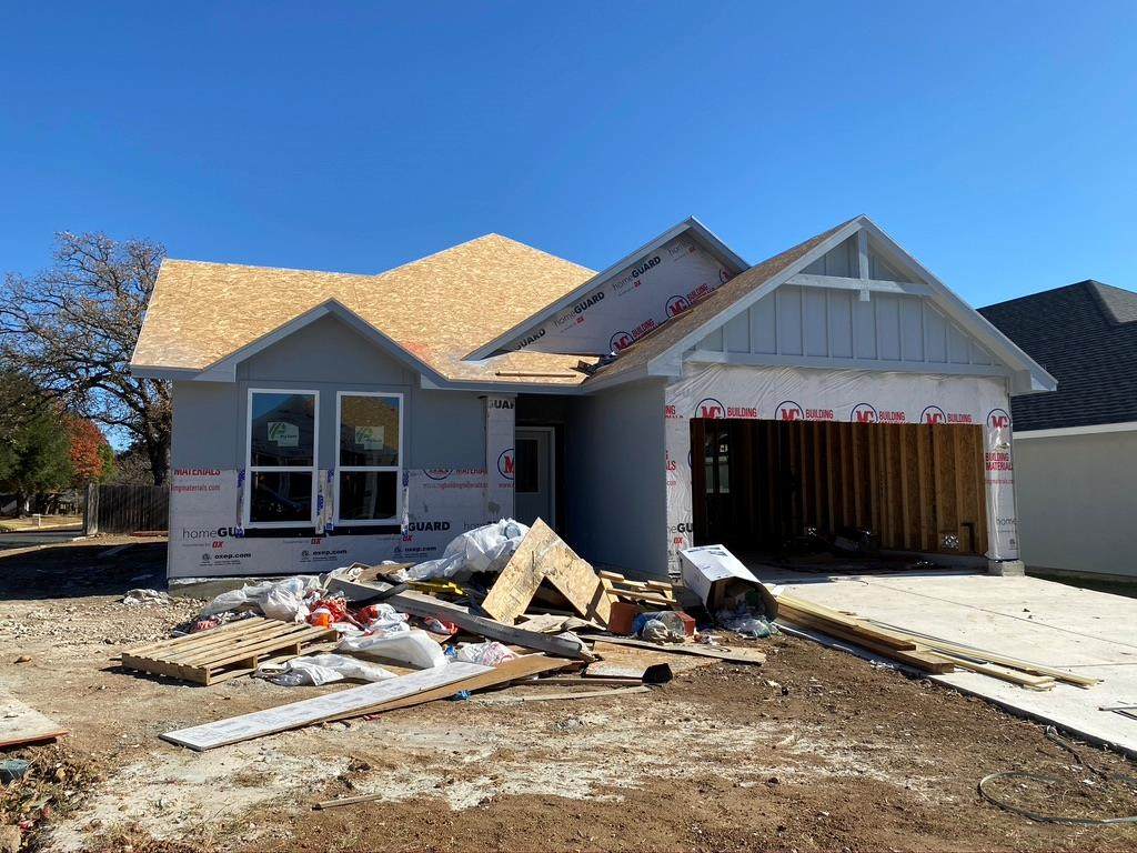 214 Winston Dr - Photo 1