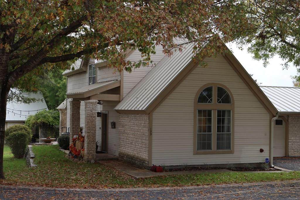 133 Hunt Loop - Photo 1