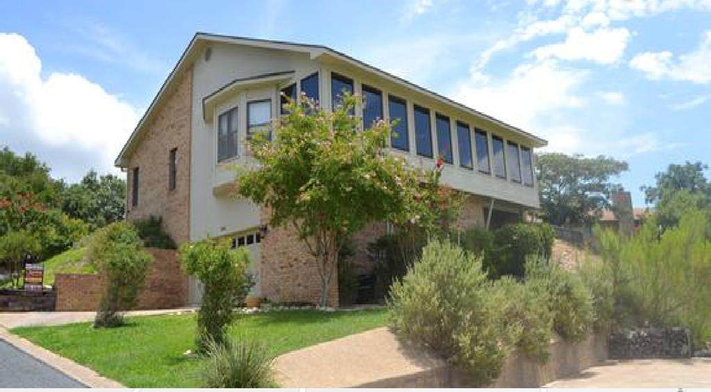 550 Winding Way - Photo 1
