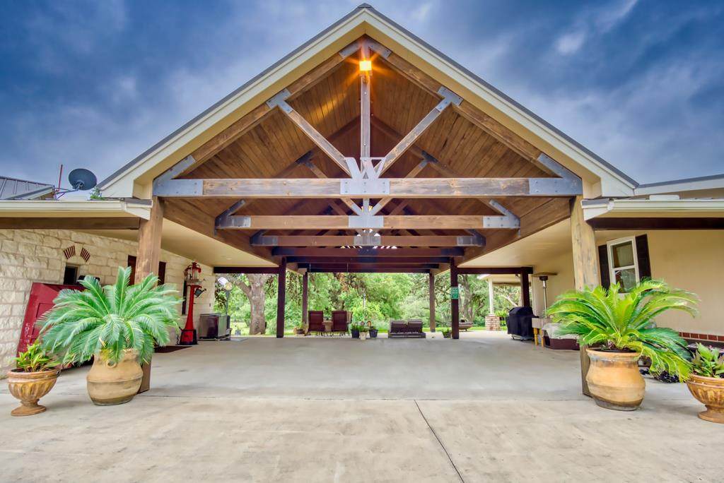3095 Ranch Rd 165 - Photo 1