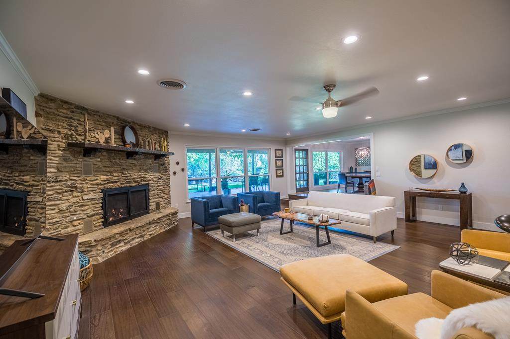 2021 Briarwood Circle - Photo 1
