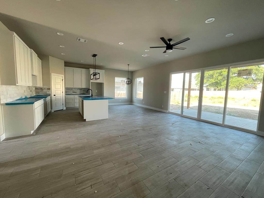 231 Dudley Way - Photo 1