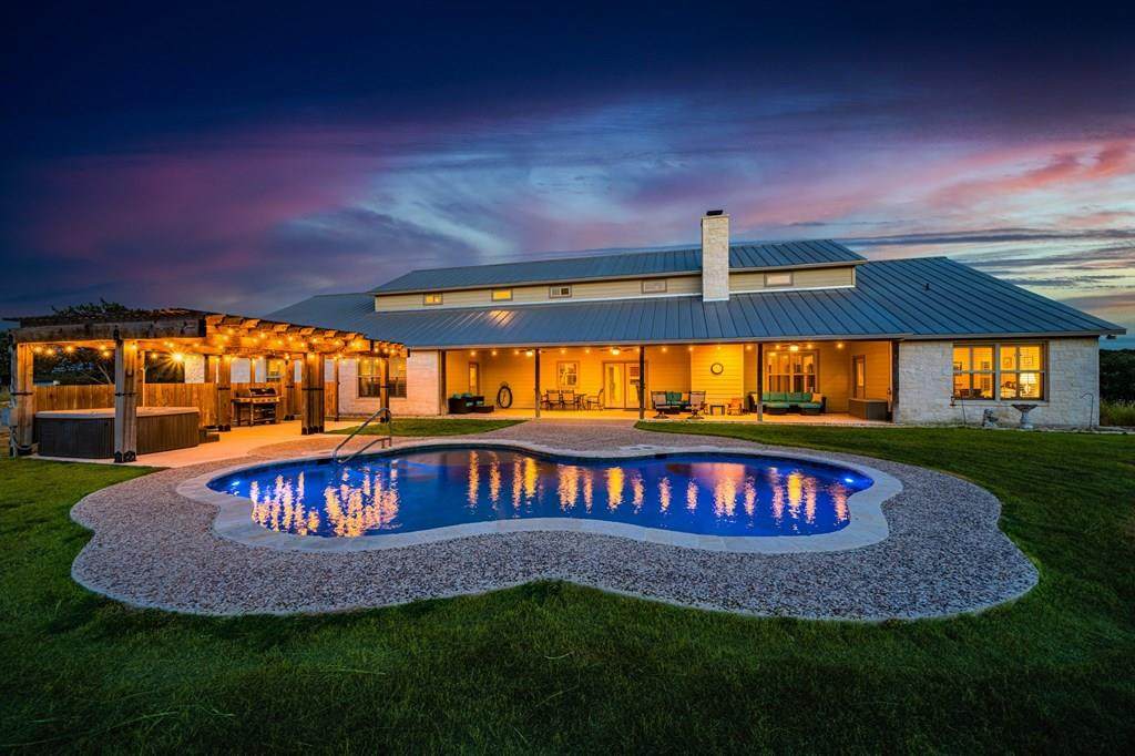 1023 Bear Creek Rd - Photo 1