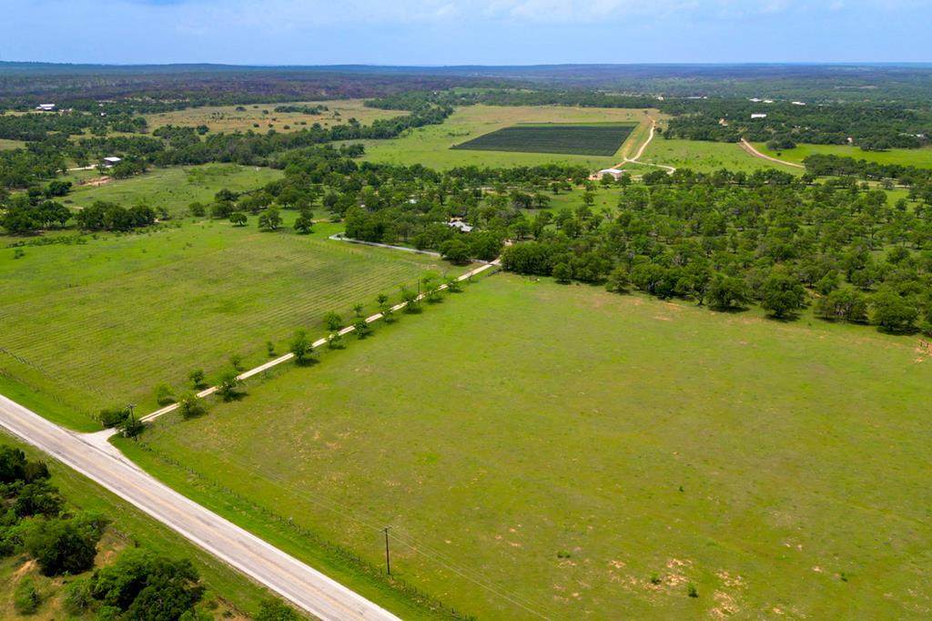 11446 State Hwy 16 - Photo 1