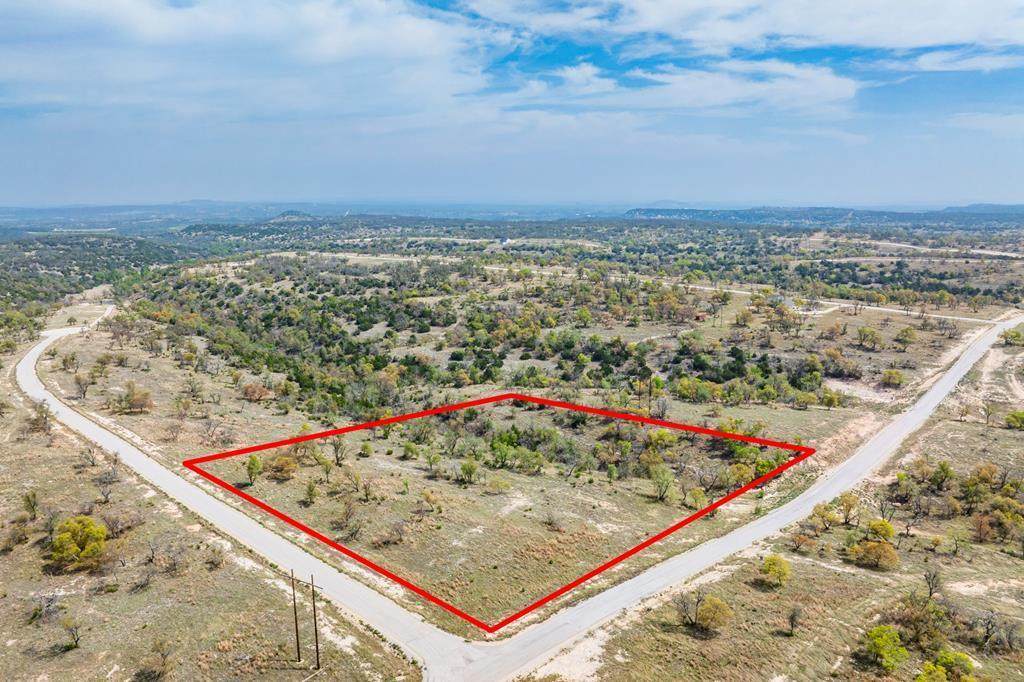 - Waterside Dr - Photo 1