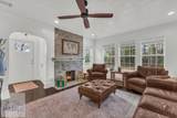 686 S 4th Street - Photo 7