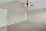 401 East Banks Street - Photo 24