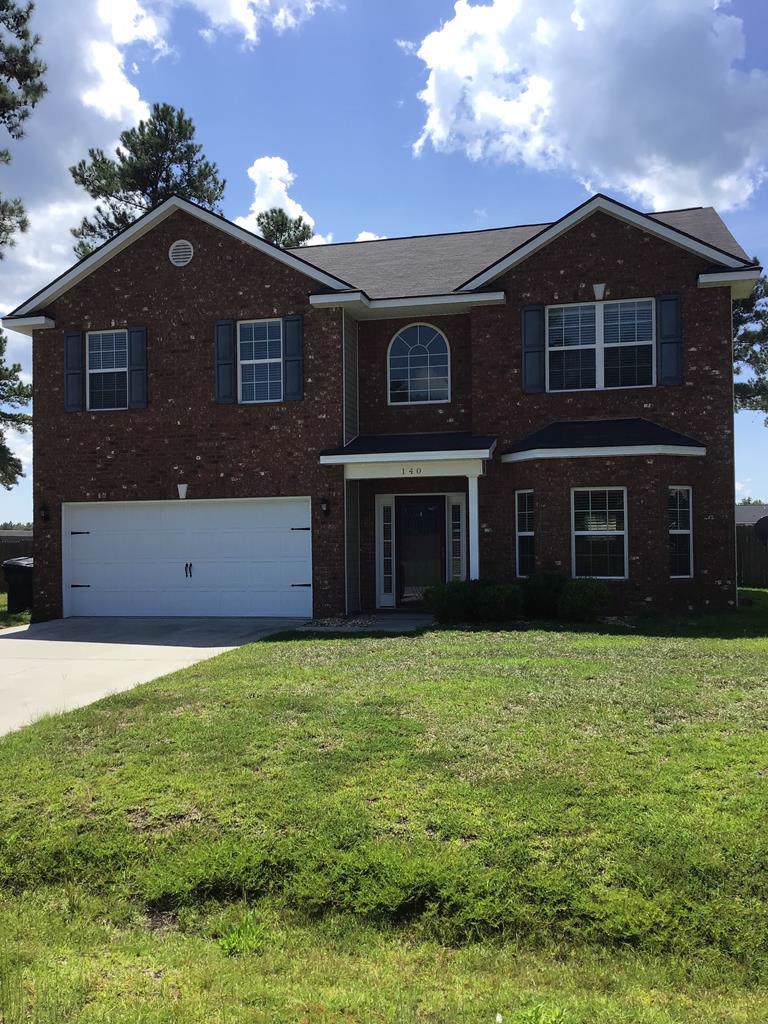 140 Canterbury Drive Ne - Photo 1