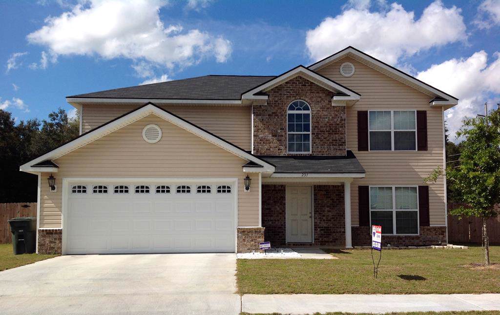 237 Augusta Way - Photo 1