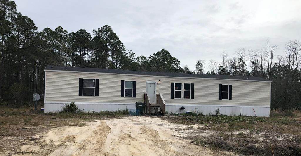 216 Anthony Drive Ne - Photo 1