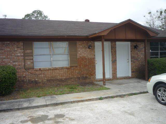 935 Live Oak Drive - Photo 1