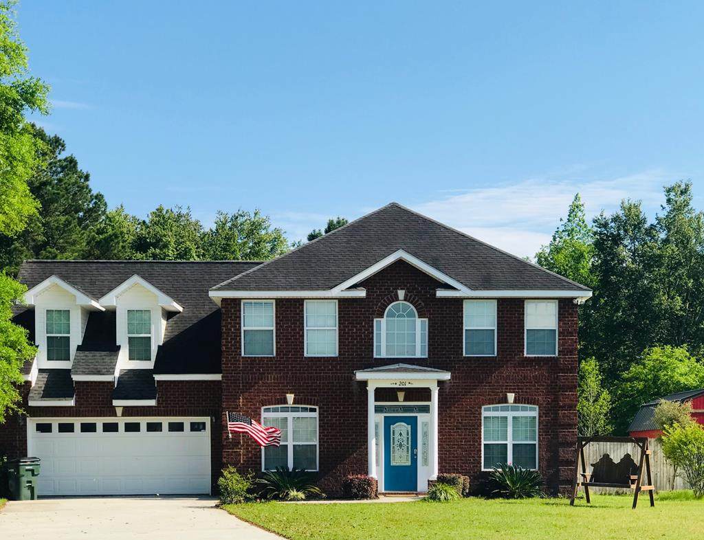 201 Ashley Lane Ne - Photo 1