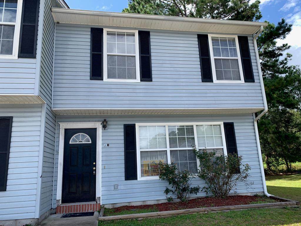 1100 Pine Avenue - Photo 1