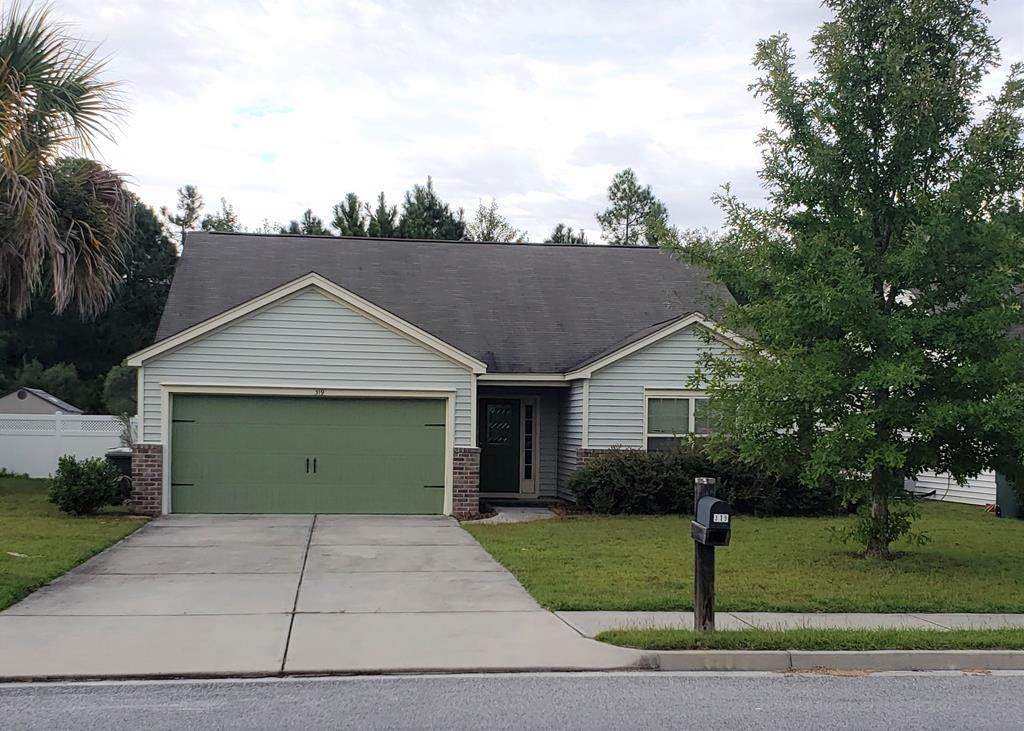 319 Connor Court - Photo 1