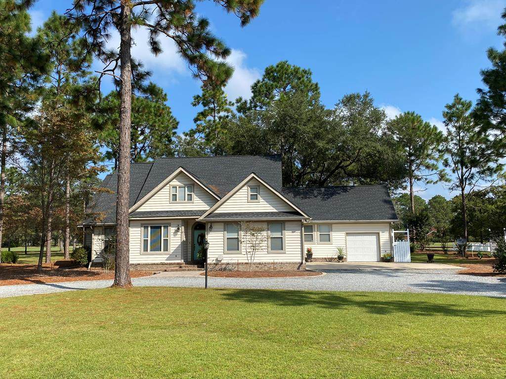 37 Club Drive - Photo 1