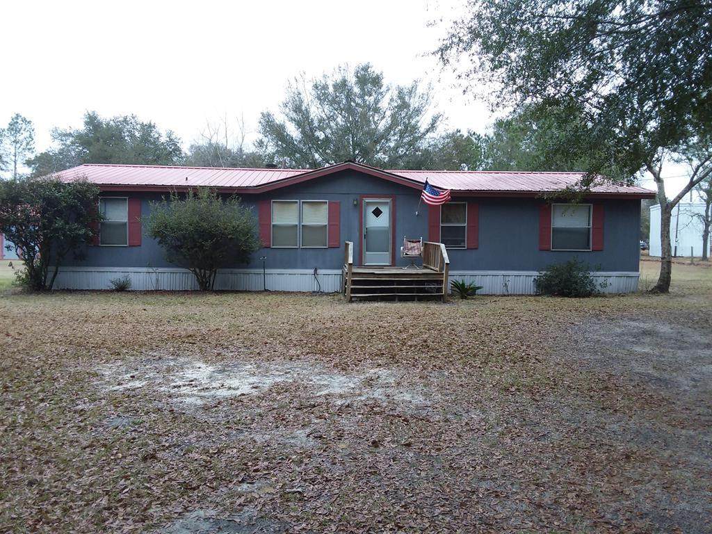 452 Oakwood Circle Ne - Photo 1