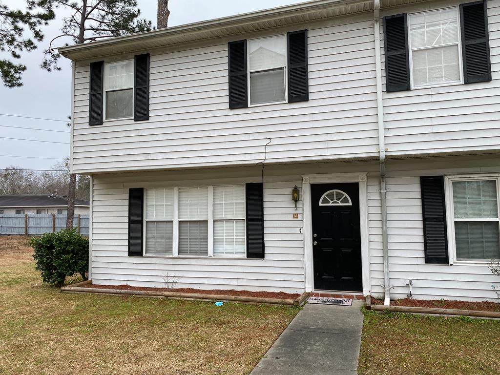 1100 Pineland Avenue - Photo 1