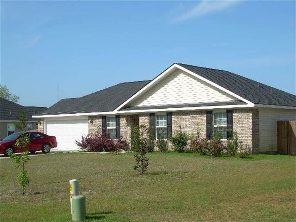 502 Auburn Road - Photo 1