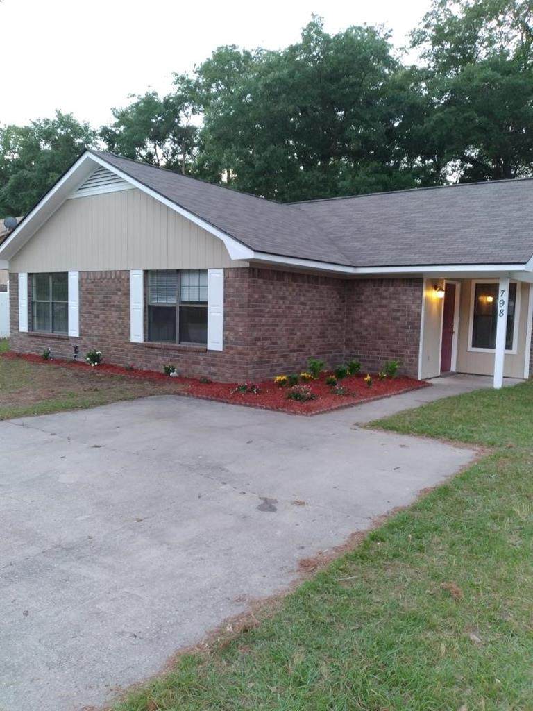 798 Madison Drive - Photo 1