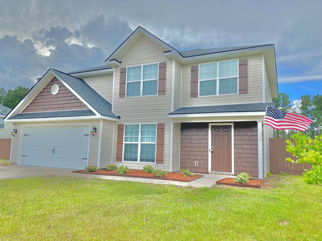 228 Pineview Drive Se - Photo 1