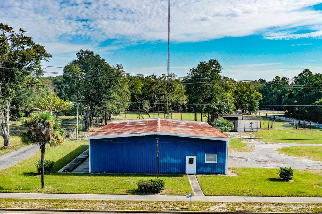 755 East Pine Street - Photo 1