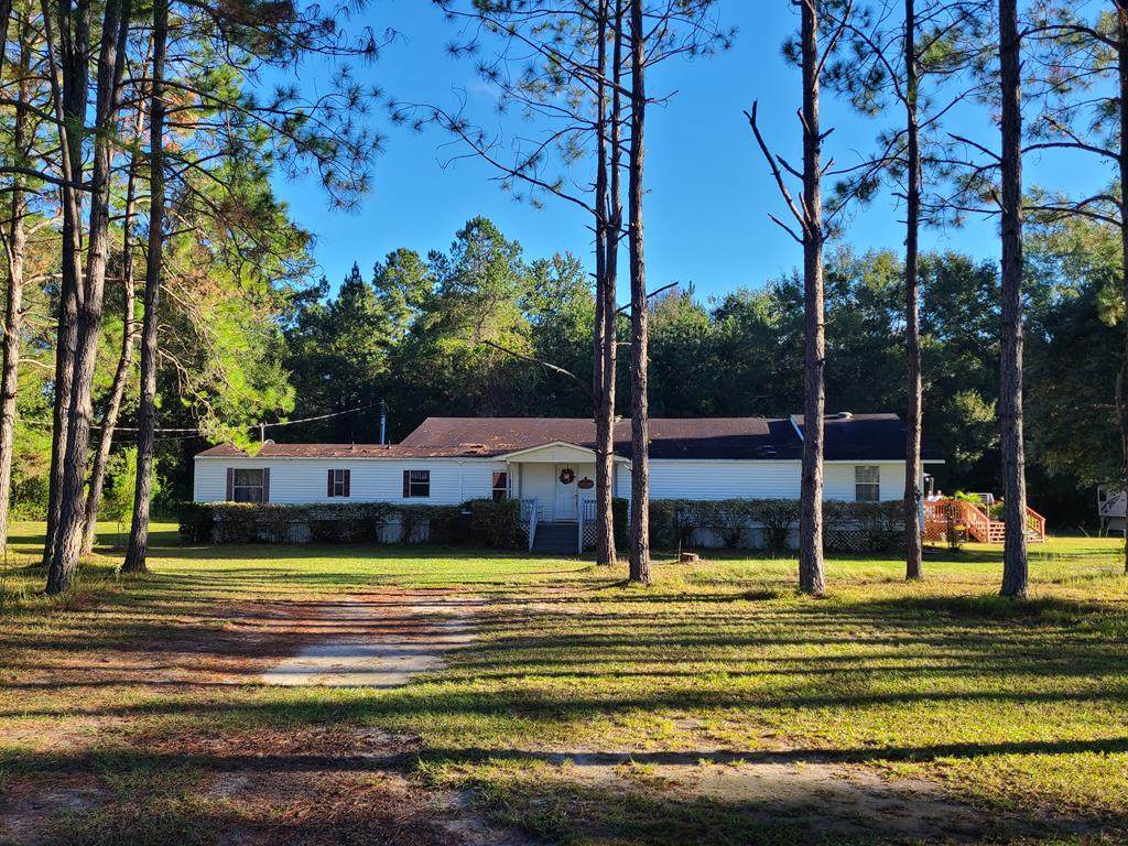 962 Wilkinson Road Ne - Photo 1
