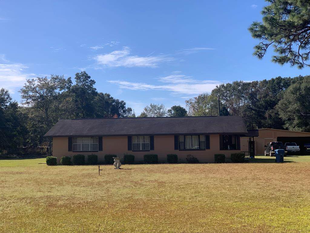 2755 Beechwood Drive - Photo 1