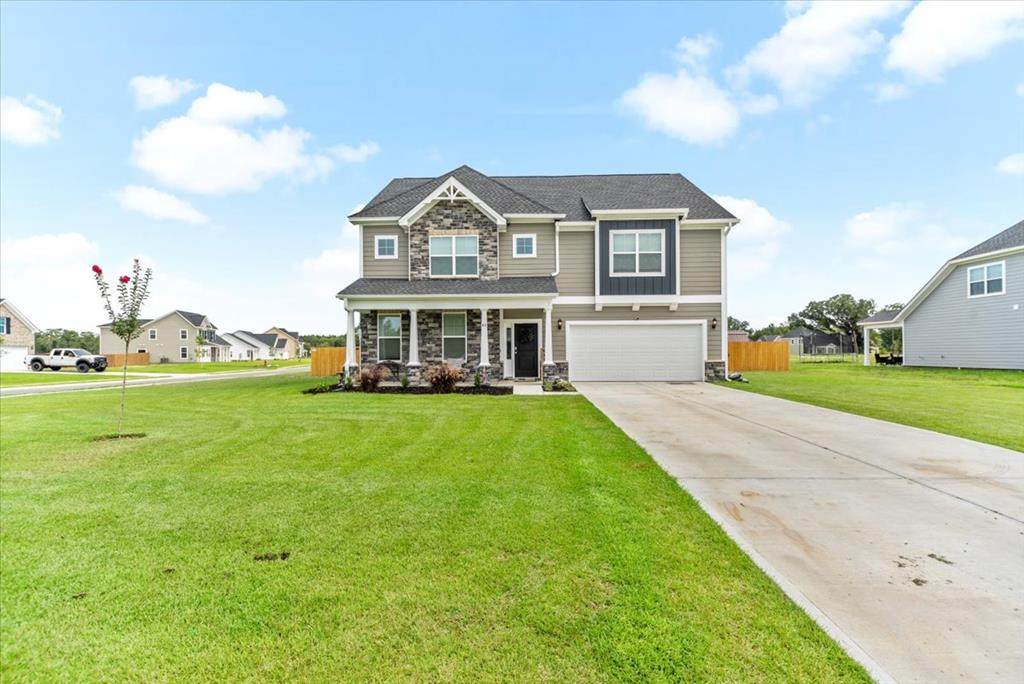 41 Gracyn Lane Ne - Photo 1