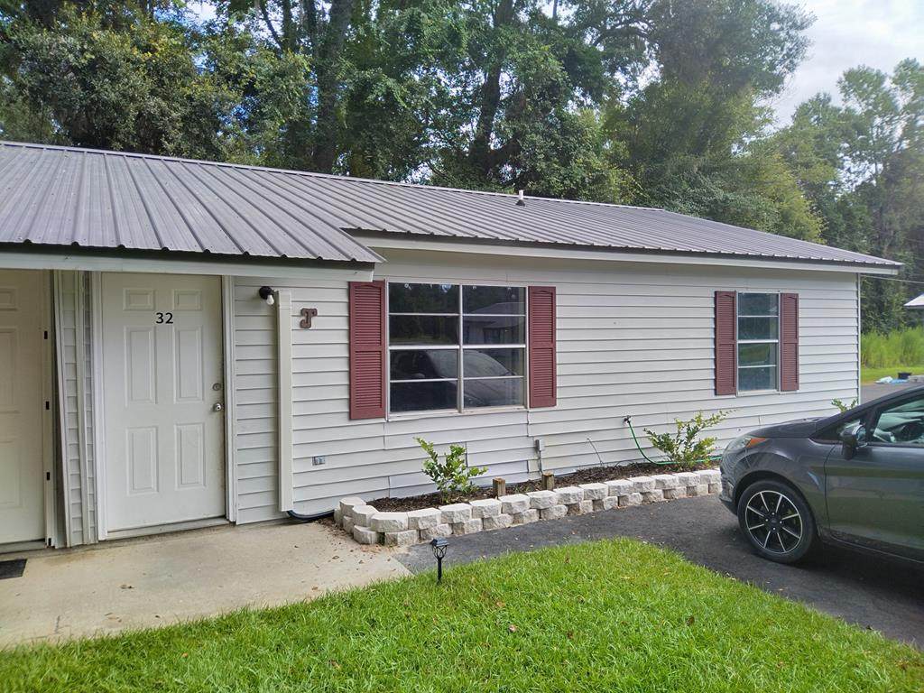 32 Live Oak Loop Ne - Photo 1